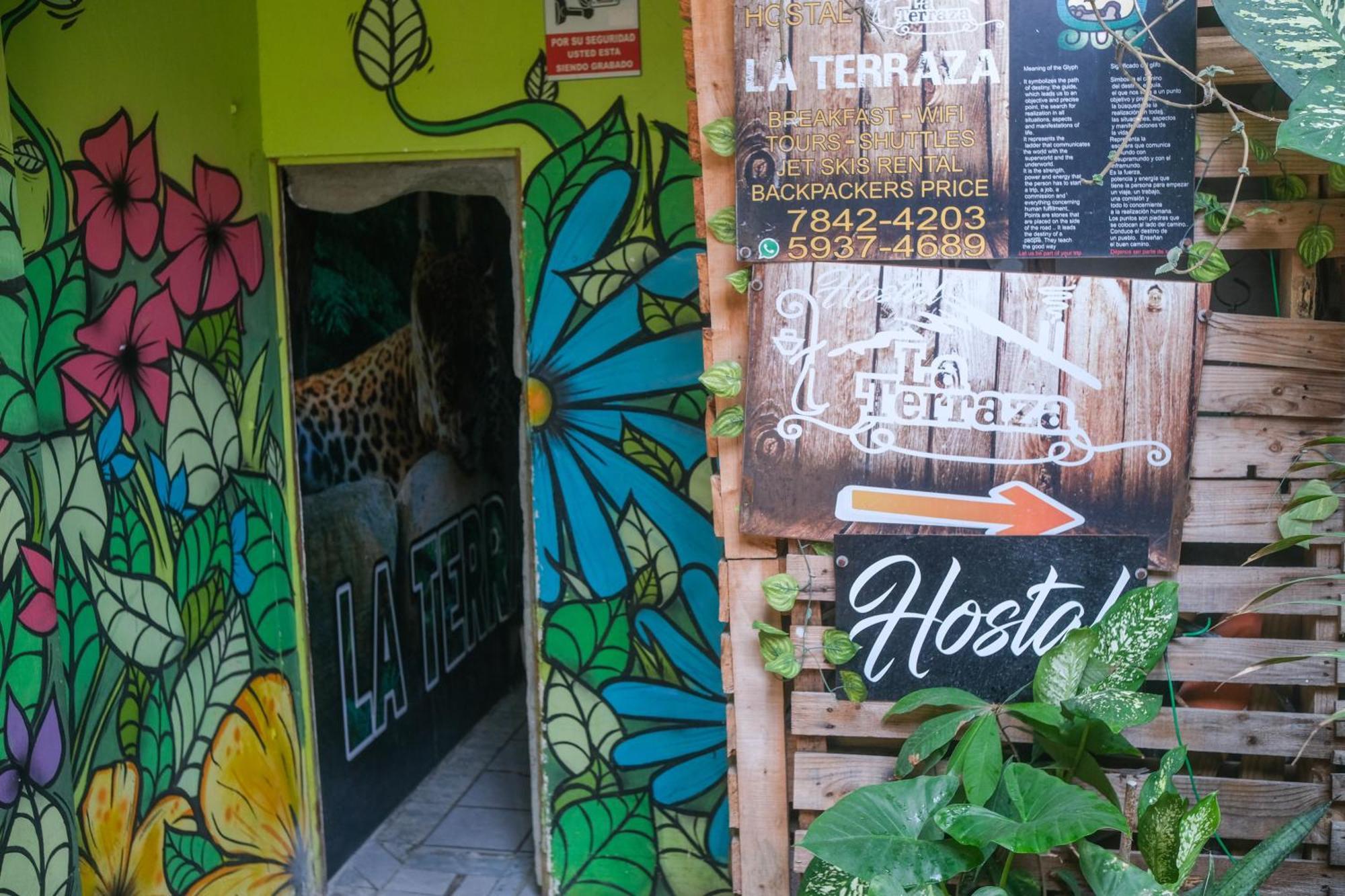 La Terraza Hostel Flores Bagian luar foto